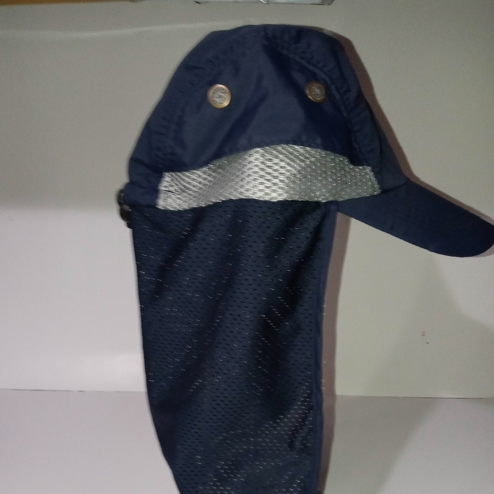 Sun hat - Picture 3 of 3
